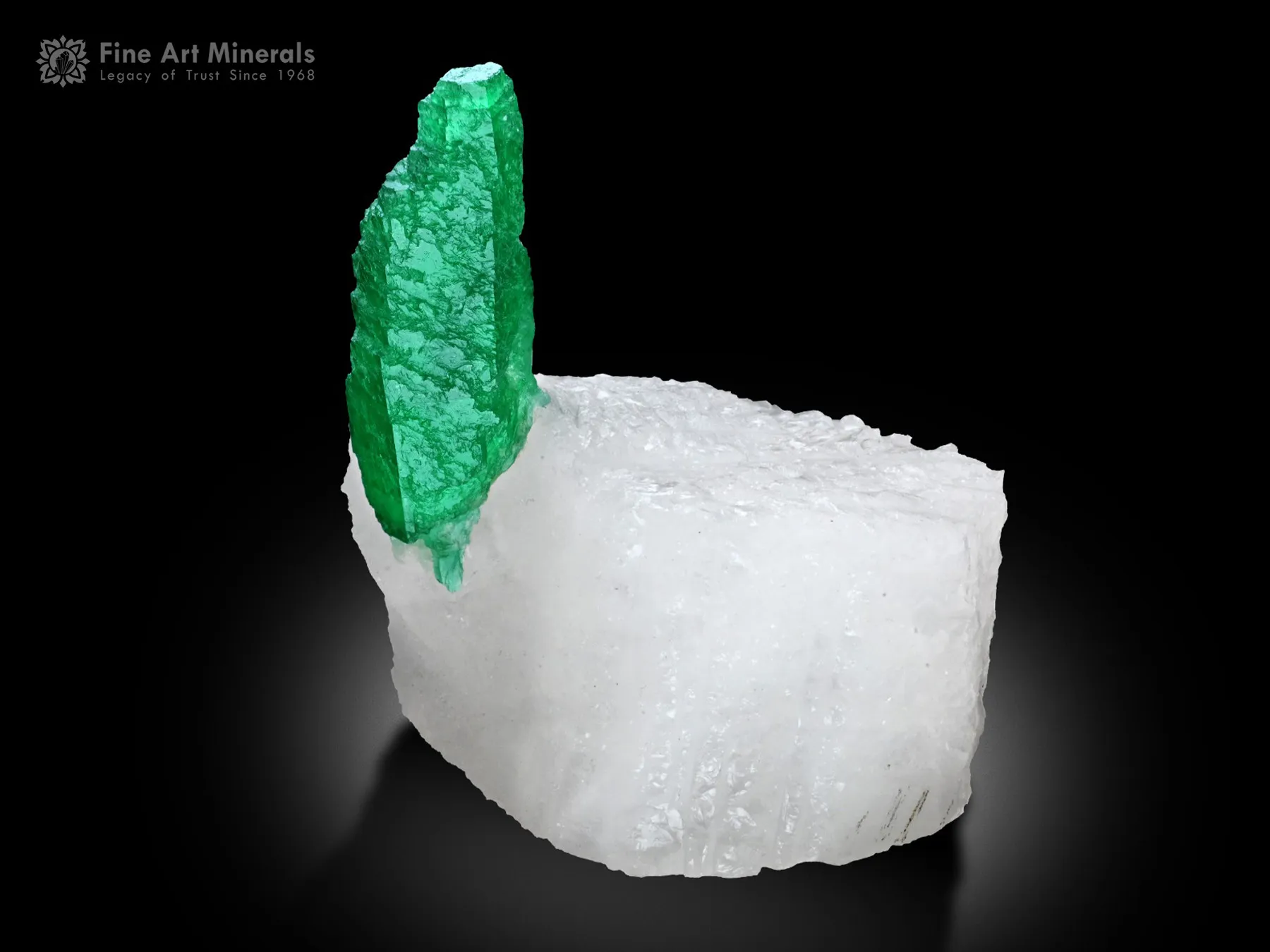Emerald with Quartz from Pakistan - image 3