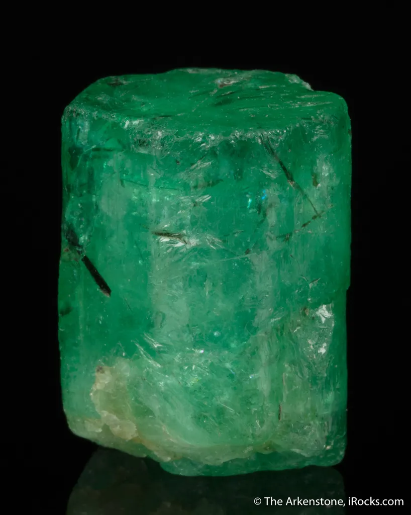 Emerald with Schorl Tourmaline inclusions image