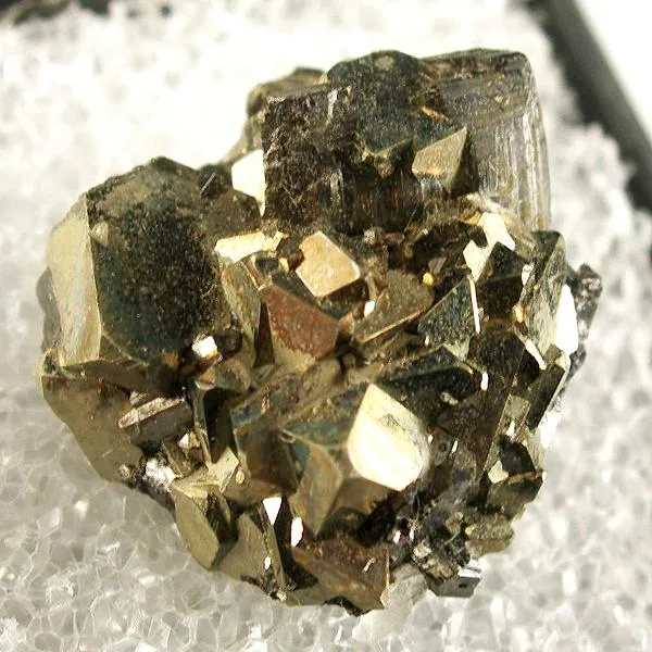 Enargite, Pyrite image