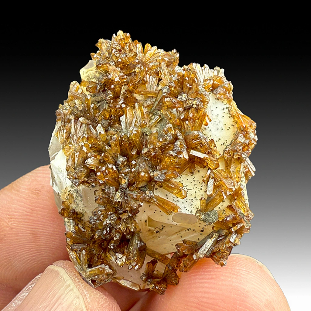 Eosphorite from Ilha claim, Taquaral, Itinga, Minas Gerais, Brazil - image 1
