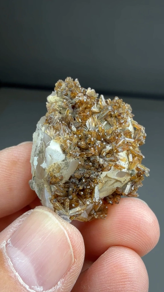Eosphorite from Ilha claim, Taquaral, Itinga, Minas Gerais, Brazil - image 2