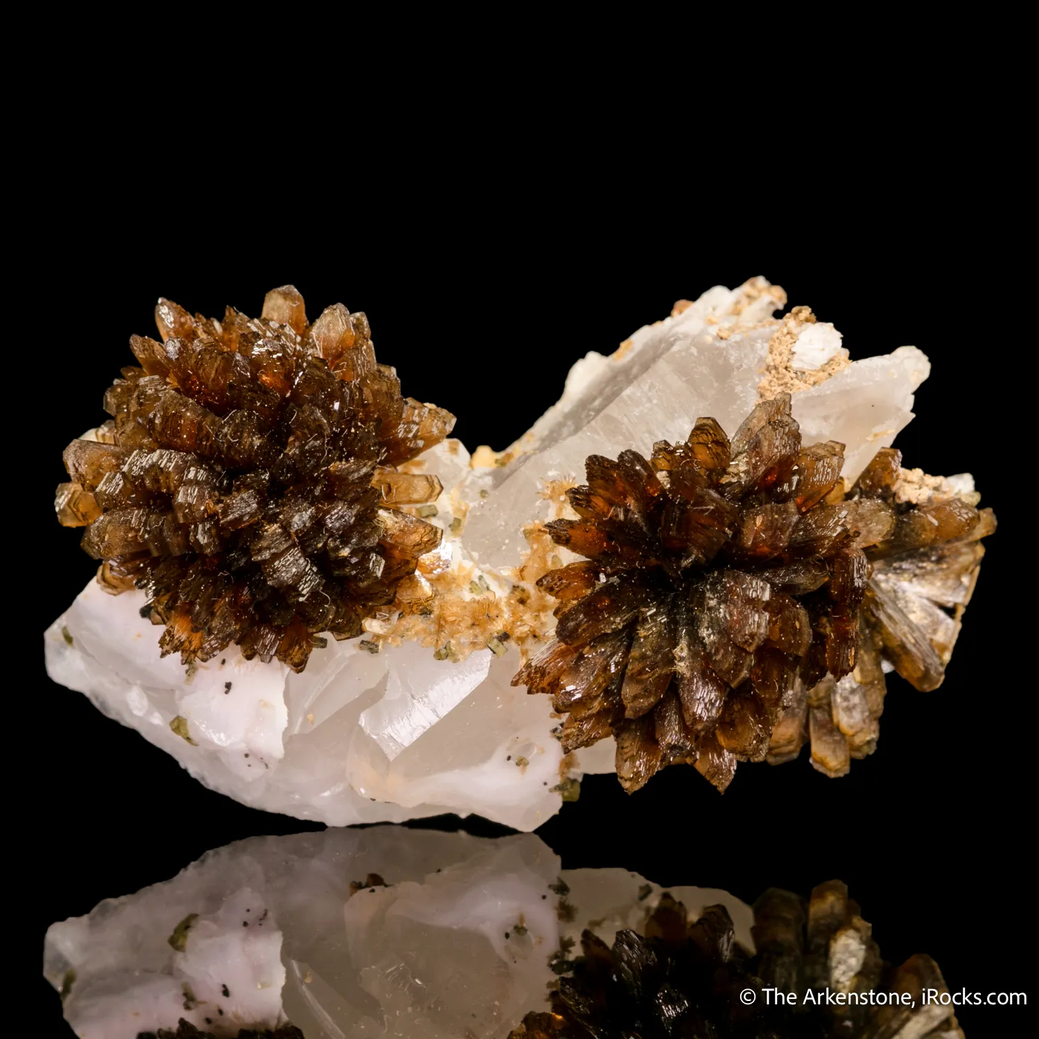 Eosphorite on Quartz - image 1