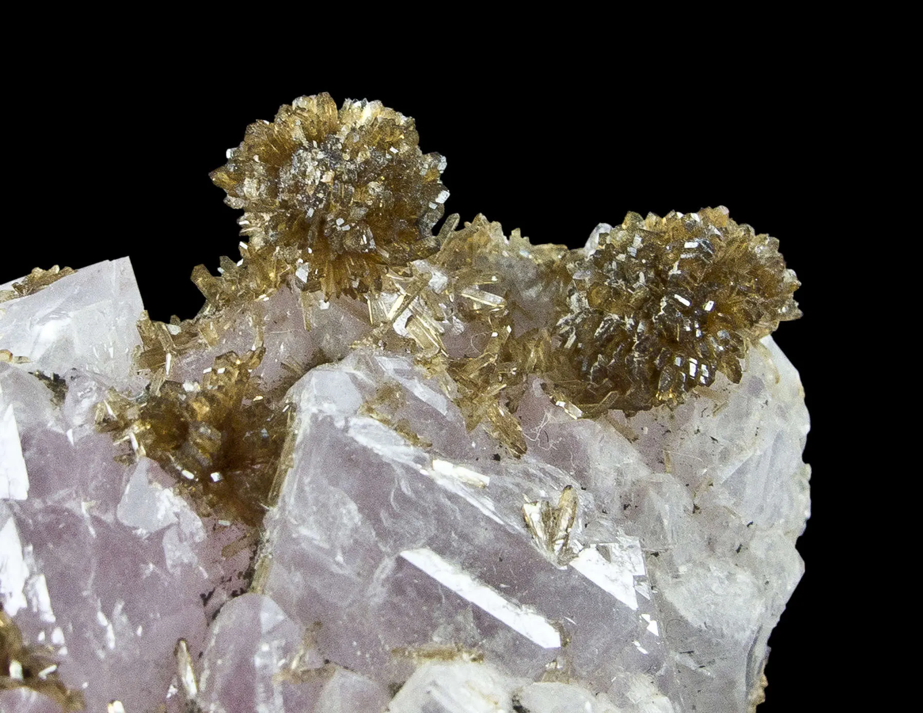 Eosphorite on Rose Quartz - image 4