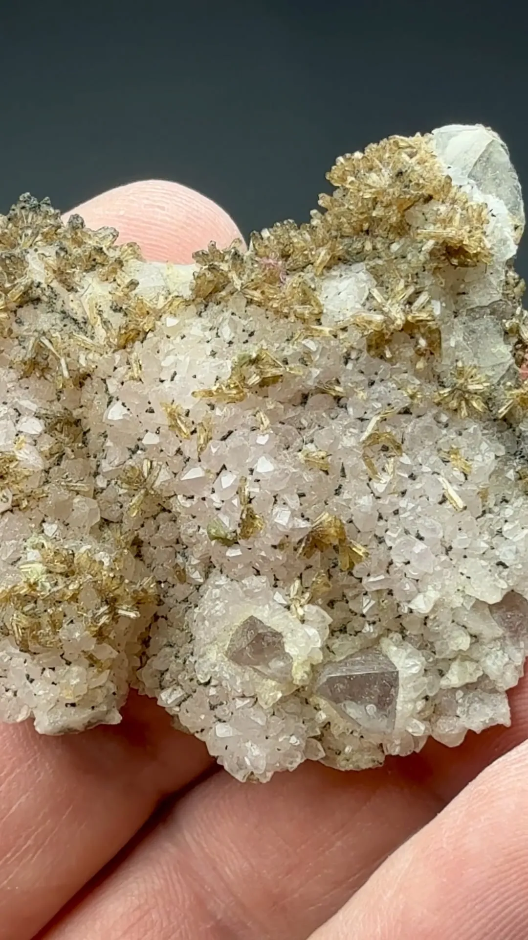 Eosphorite with Quartz - image 2