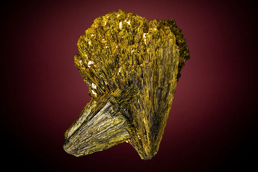 Epidote image