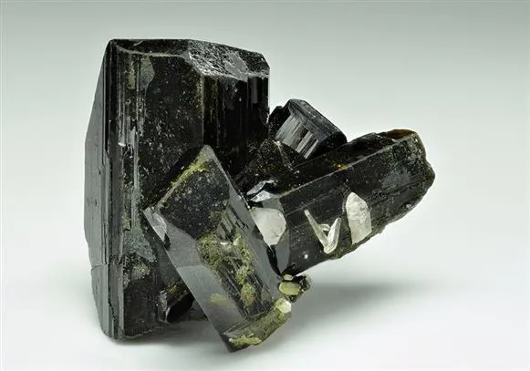 Epidote - image 1