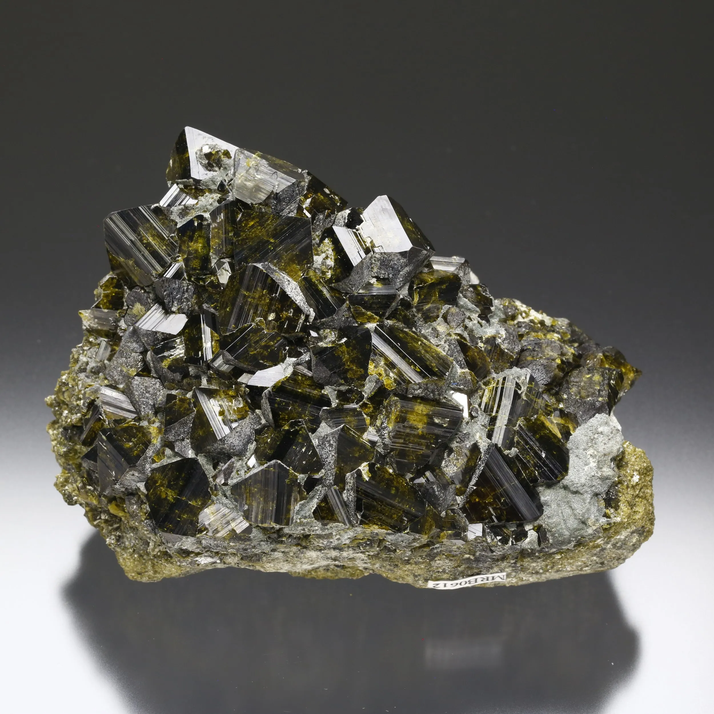 Epidote - image 1