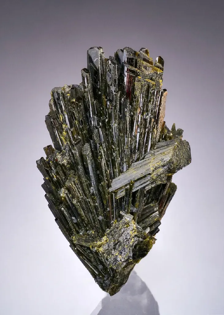EPIDOTE image
