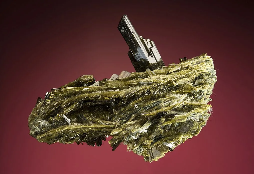 Epidote image