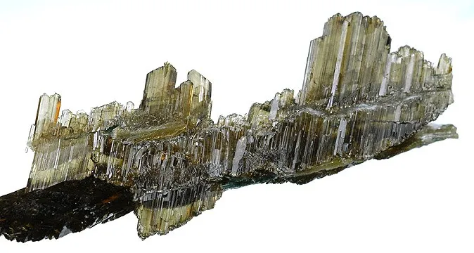 Epidote - image 1