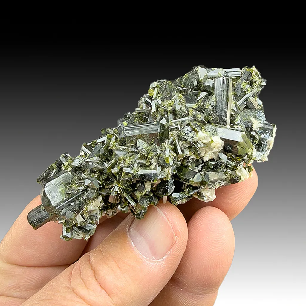 Epidote image