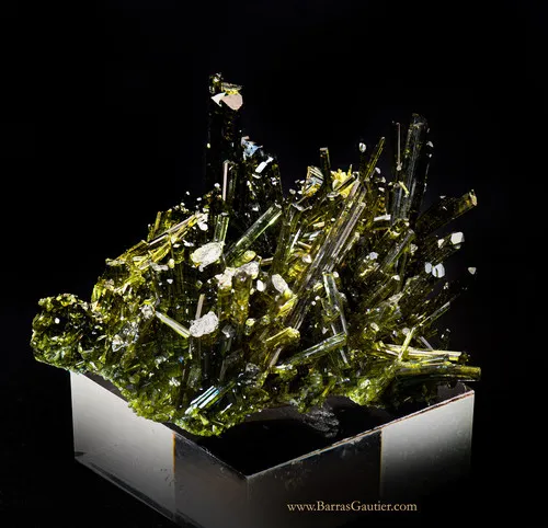 Epidote - image 2