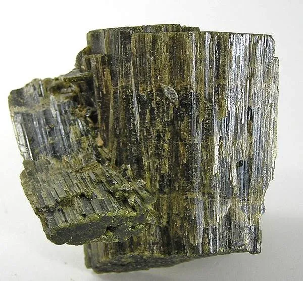Epidote - image 1