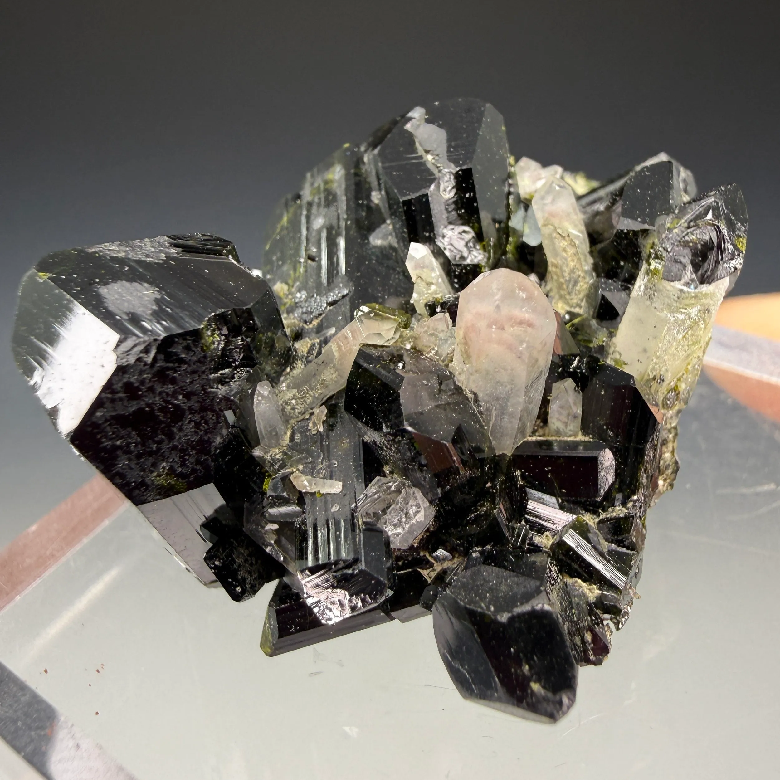Epidote - image 2