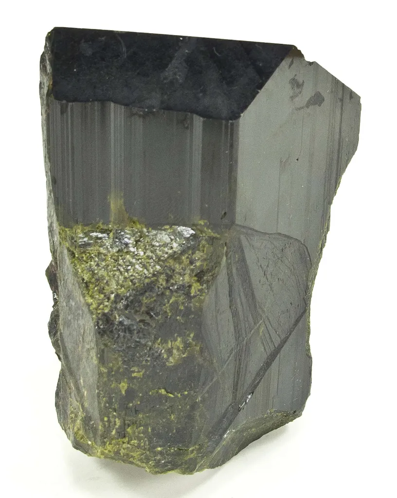 Epidote - image 3