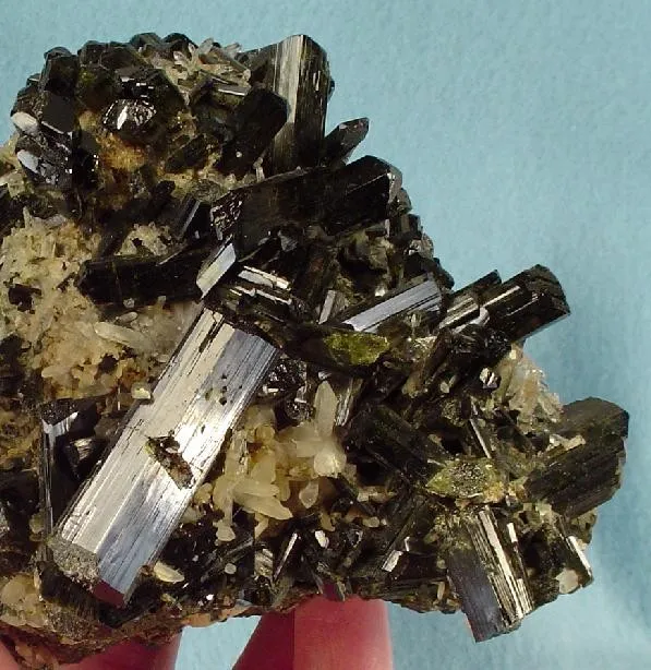 Epidote - image 2