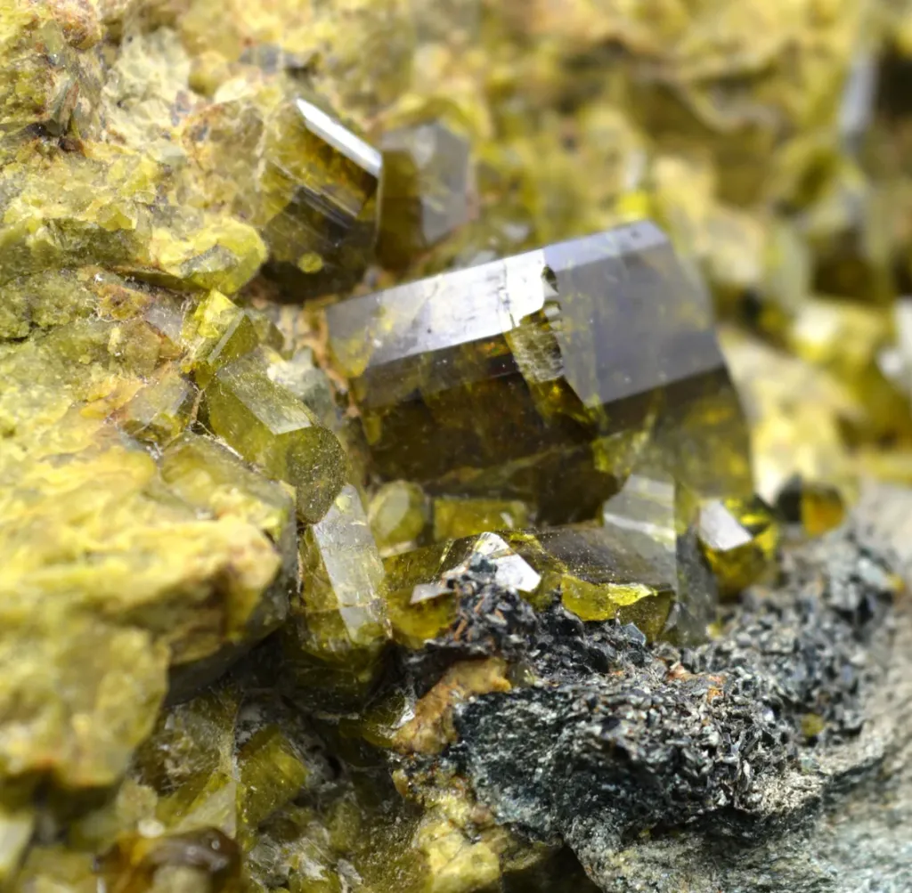 Epidote - 355 grams - Pakistan - image 5