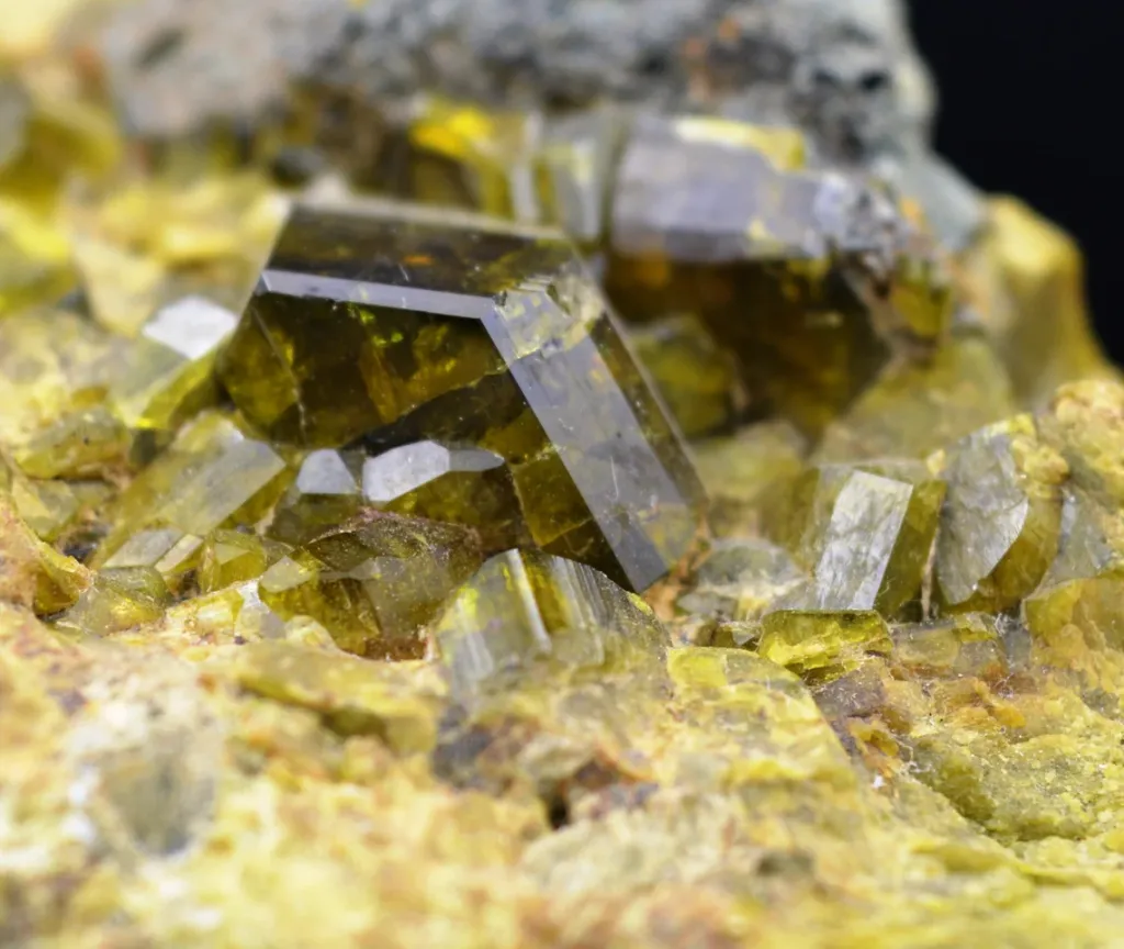 Epidote - 355 grams - Pakistan - image 4