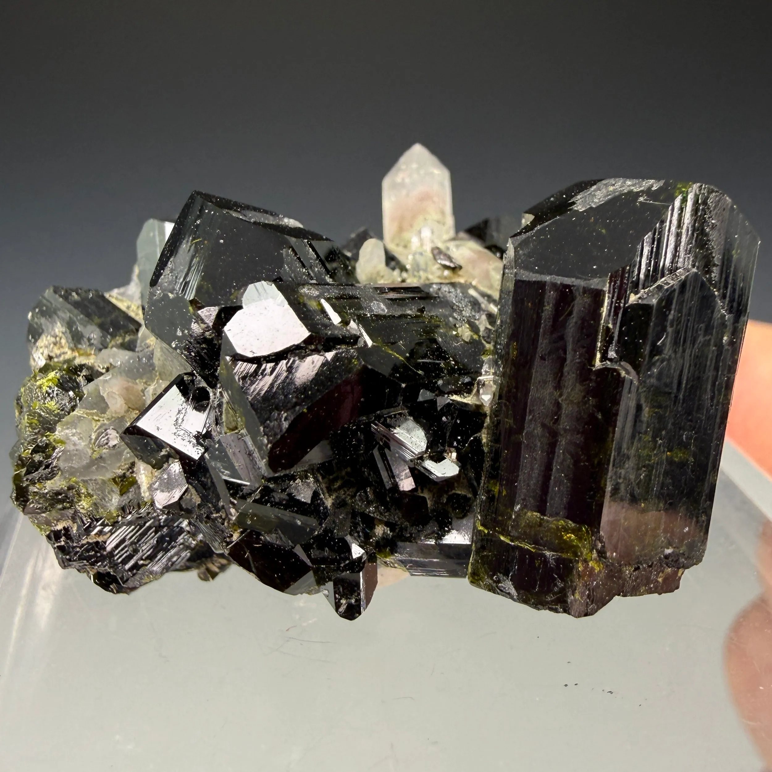 Epidote - image 3