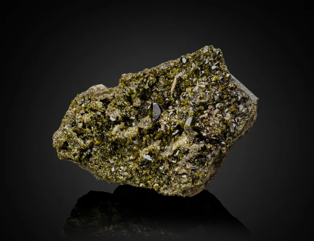 Epidote image