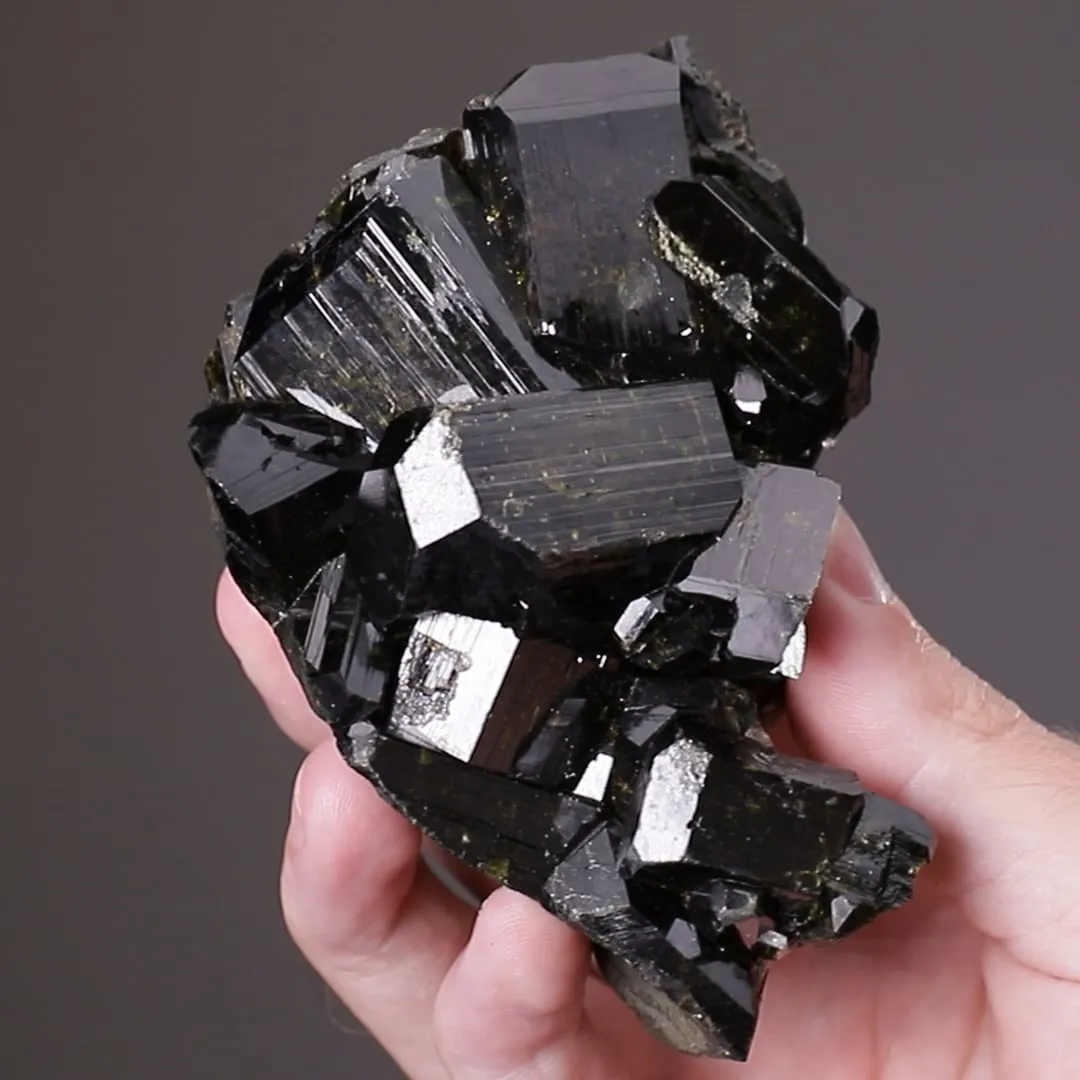 Epidote - image 2