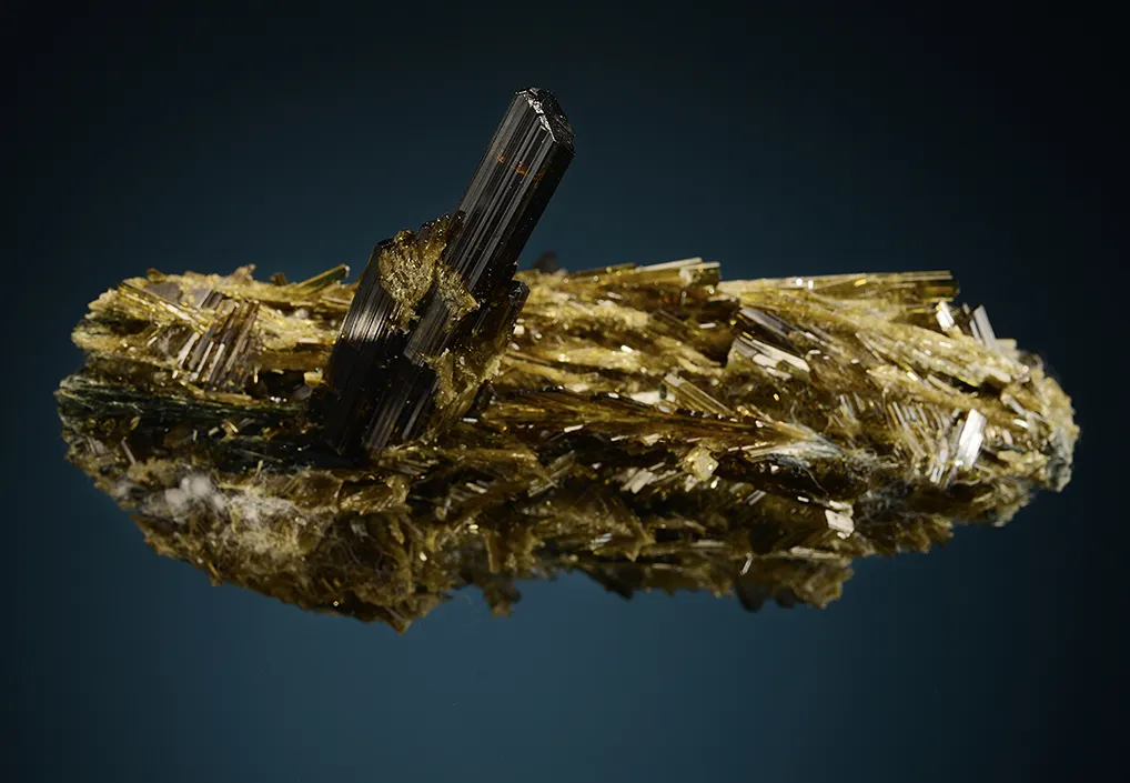 Epidote - image 3
