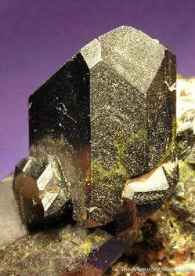 Epidote - image 3