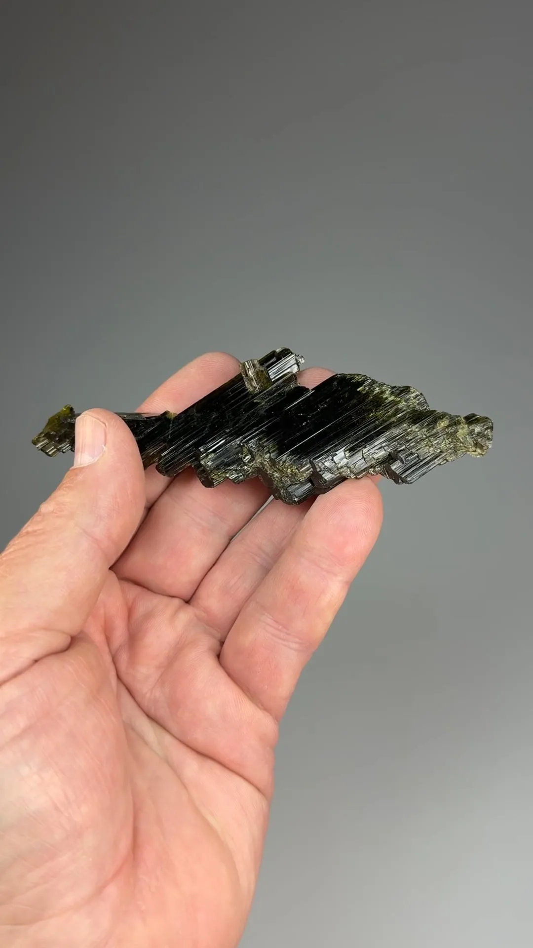 Epidote - image 2