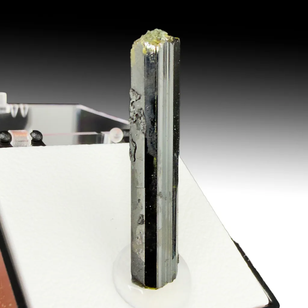 Epidote - image 1