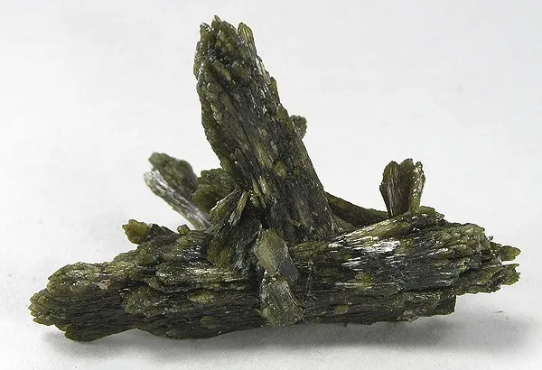 Epidote - image 1