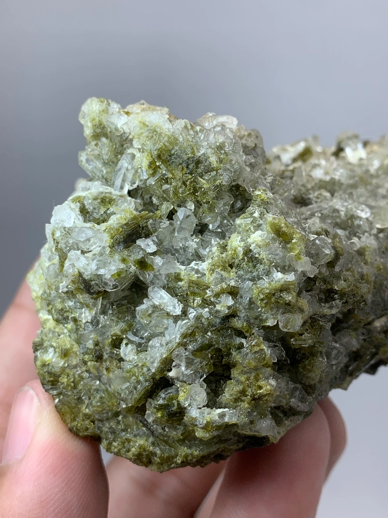 Epidote - image 7