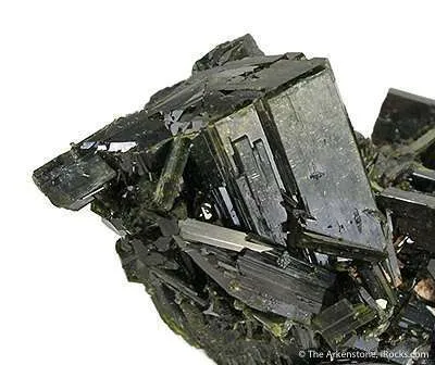 Epidote - image 3
