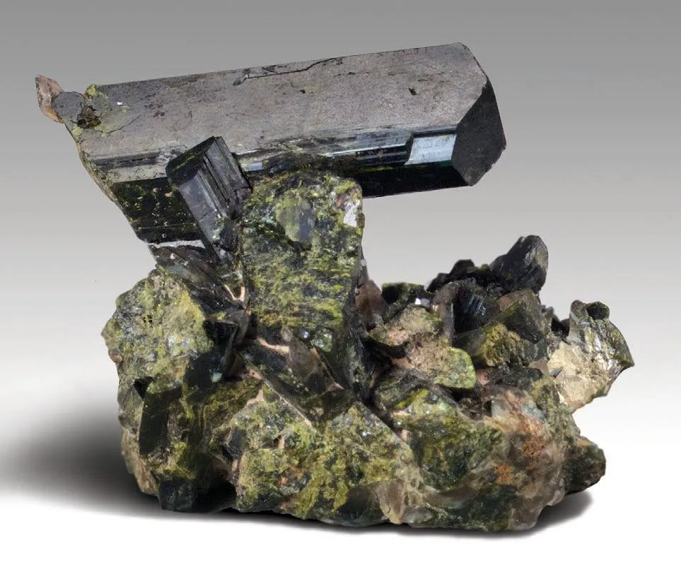 Epidote - image 1