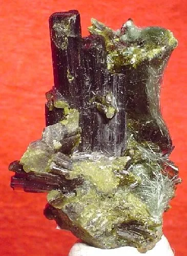 Epidote, Actinolite (Var: Byssolite) image