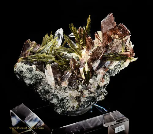 Epidote - Axinite - Quartz - image 2