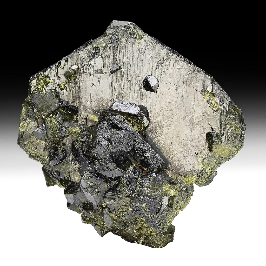 Epidote image