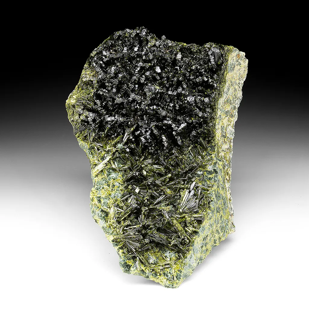 Epidote image