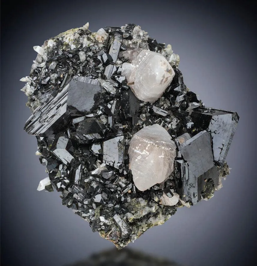 Epidote, Calcite, Quartz image