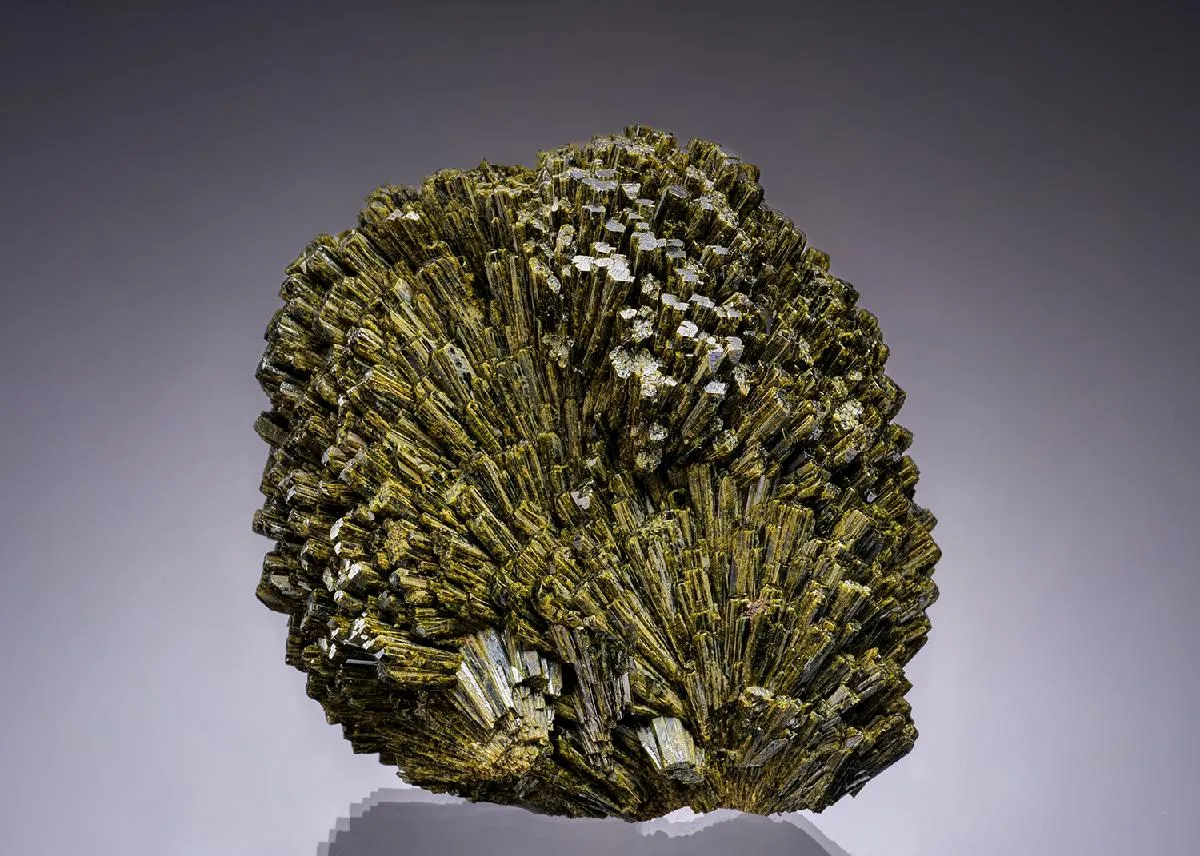 Epidote - image 1