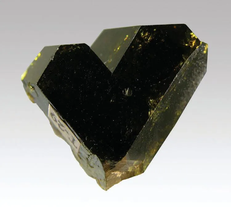Epidote - image 1