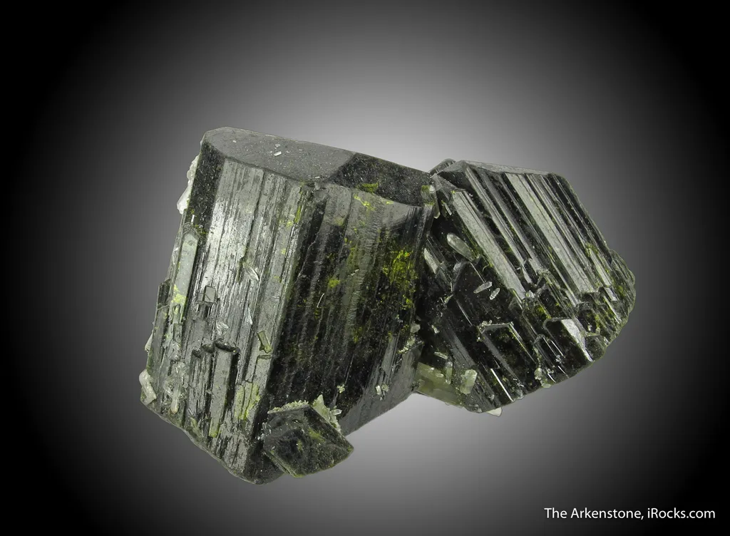 Epidote (DT) with Quartz (DT) - image 5