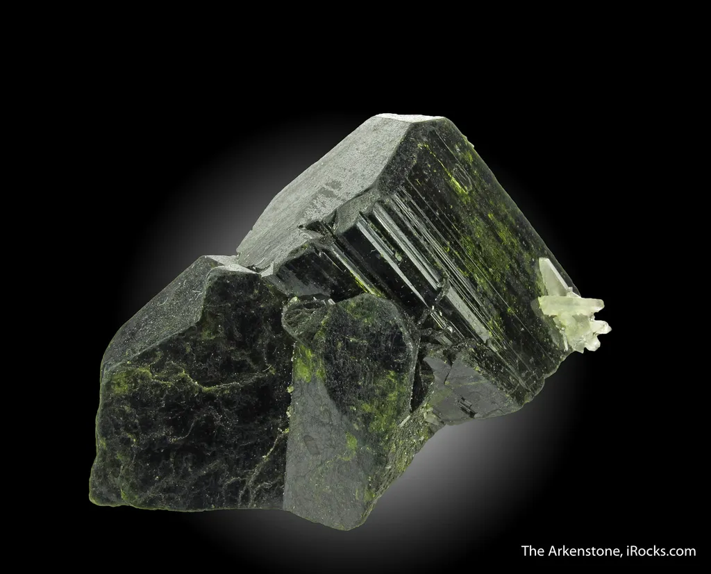 Epidote (DT) with Quartz (DT) - image 2