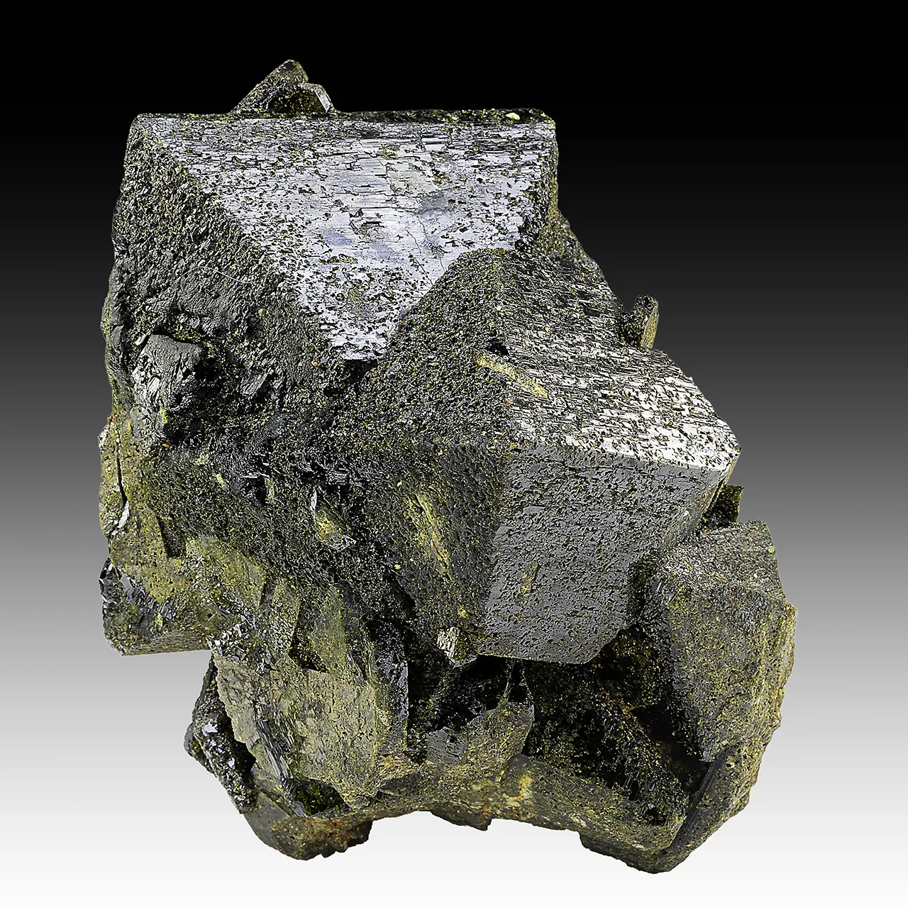 Epidote - image 1