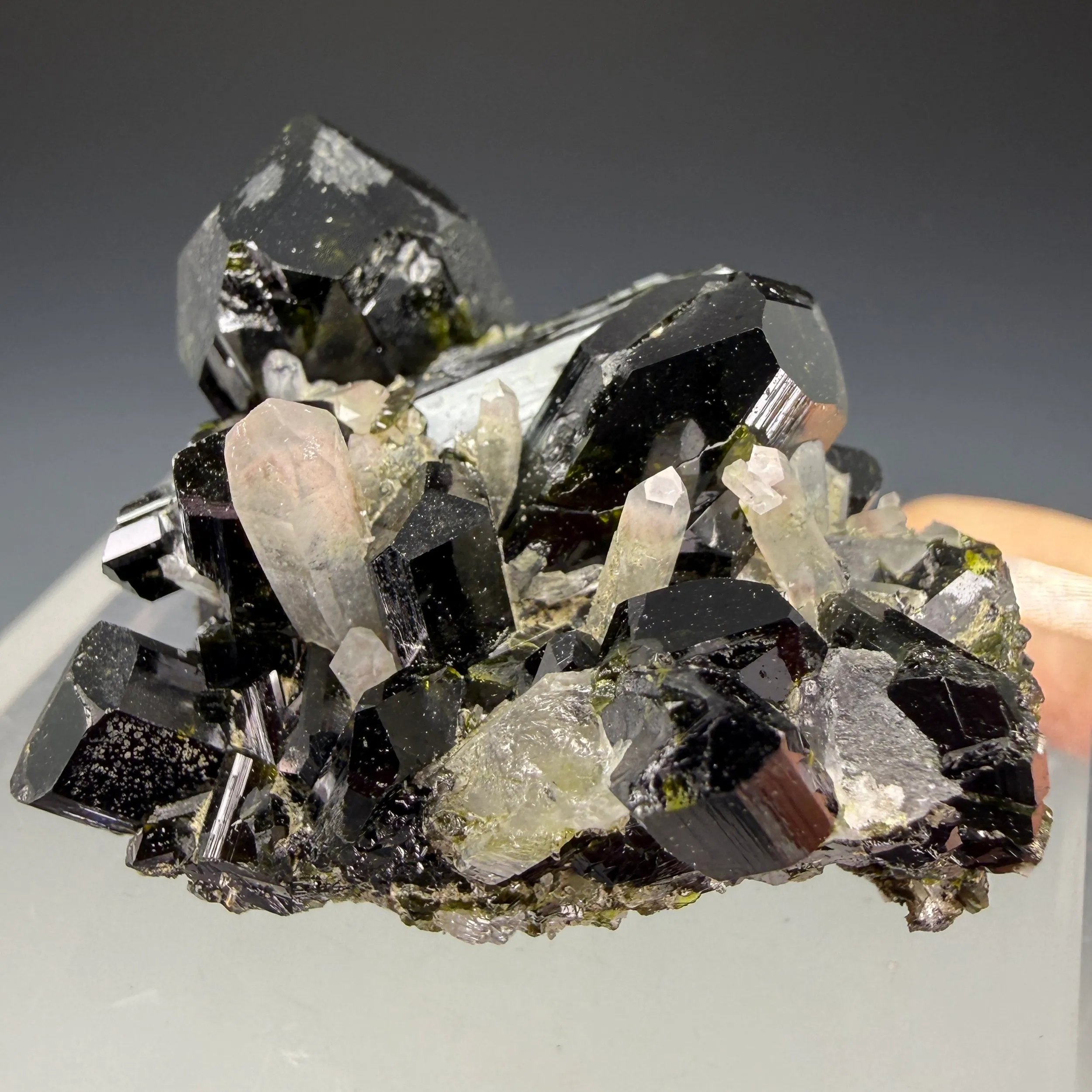 Epidote - image 1