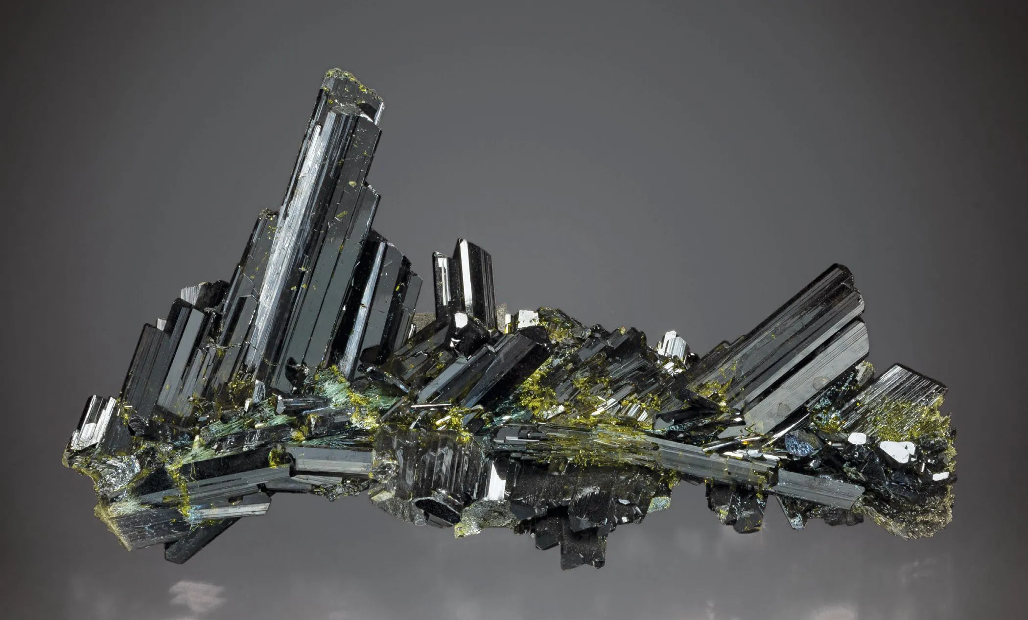 Epidote - image 1