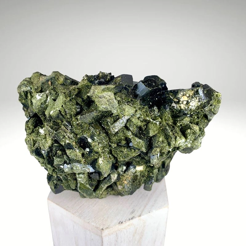 Epidote from Kharan District, Balochistan, Pakistan - image 2