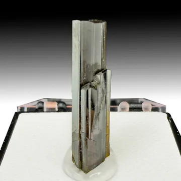 Epidote from Knappenwand, Salzburg, Austria