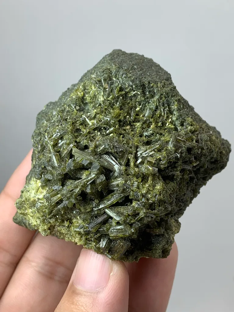 Epidote from Pakistan - image 4