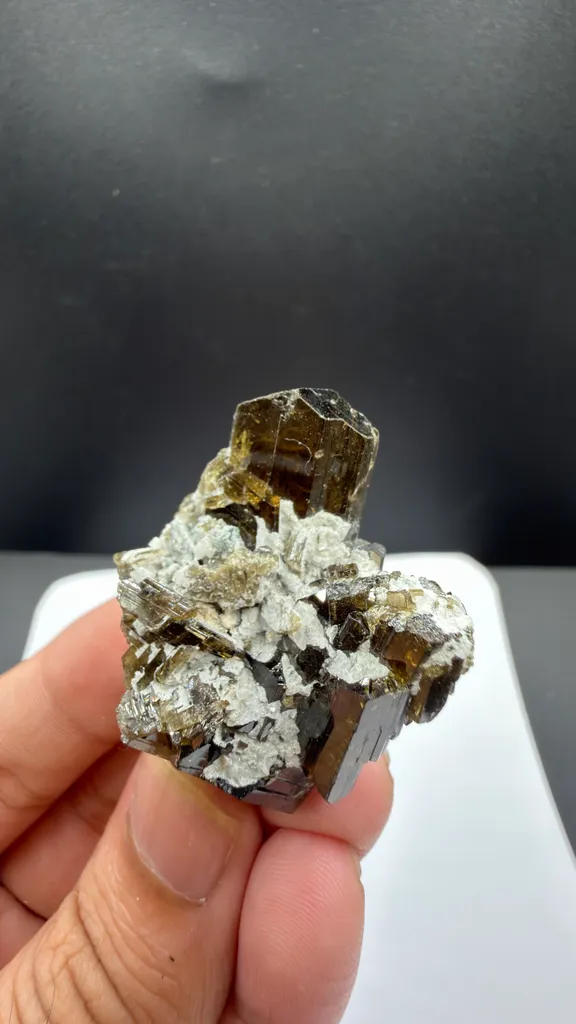 Epidote from Pakistan - image 2