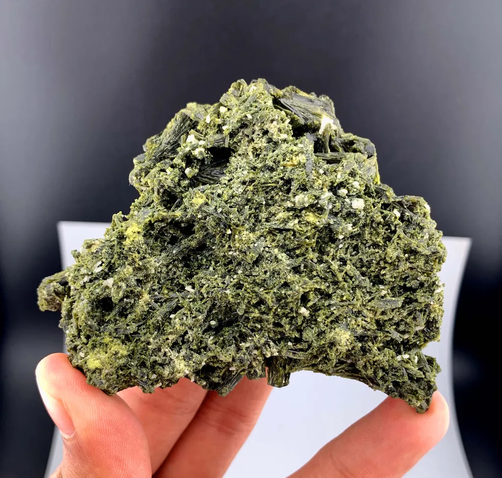 Epidote from Pakistan - image 9